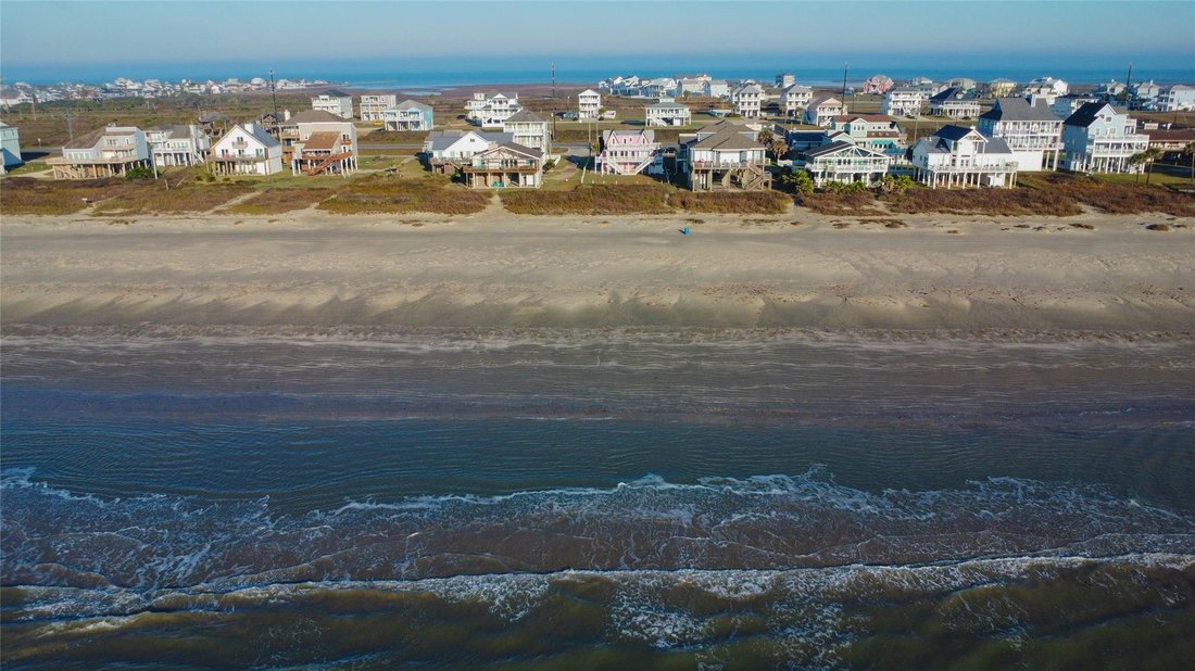 House in Galveston, Texas, United States 2 - 17068042