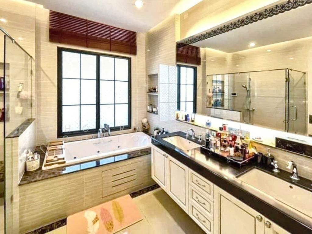 House in Sala Thammasop, Bangkok, Thailand 2 - 15741401