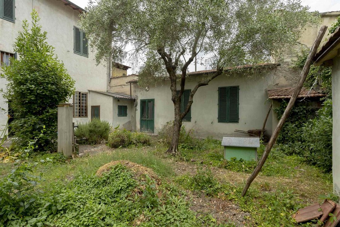 Center, Campi Bisenzio, Tuscany 1 - 17070816