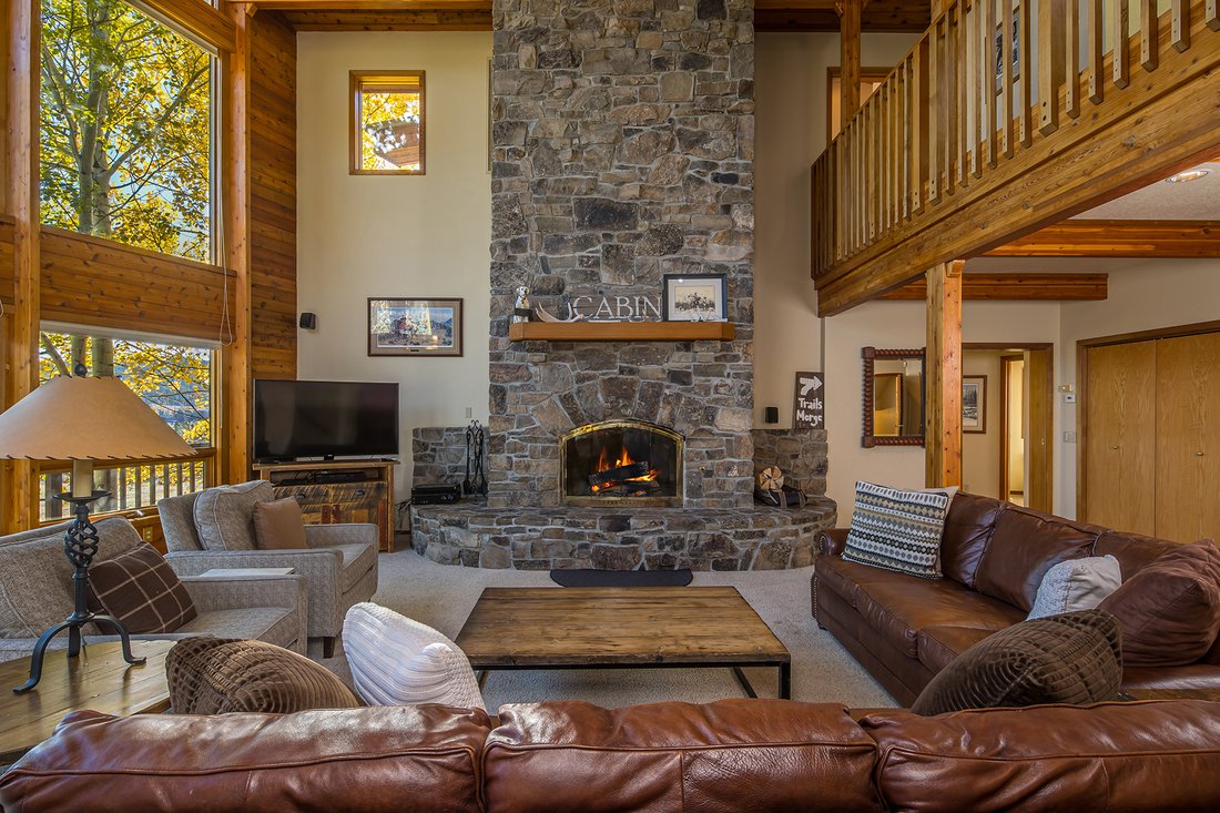 House in Gallatin Gateway, Montana, United States 3 - 17068915