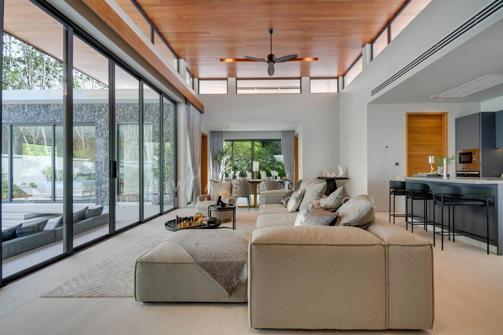 Villa in Thalang, Phuket, Thailand 5 - 15136847
