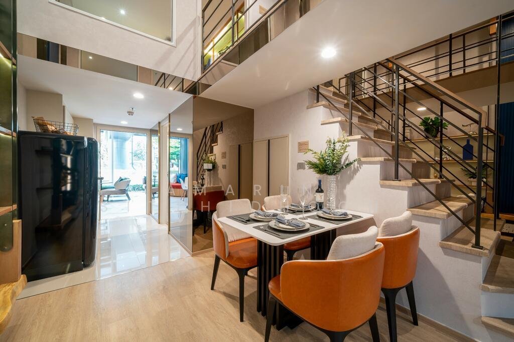 Condo in Si Phraya, Bangkok, Thailand 1 - 15136942