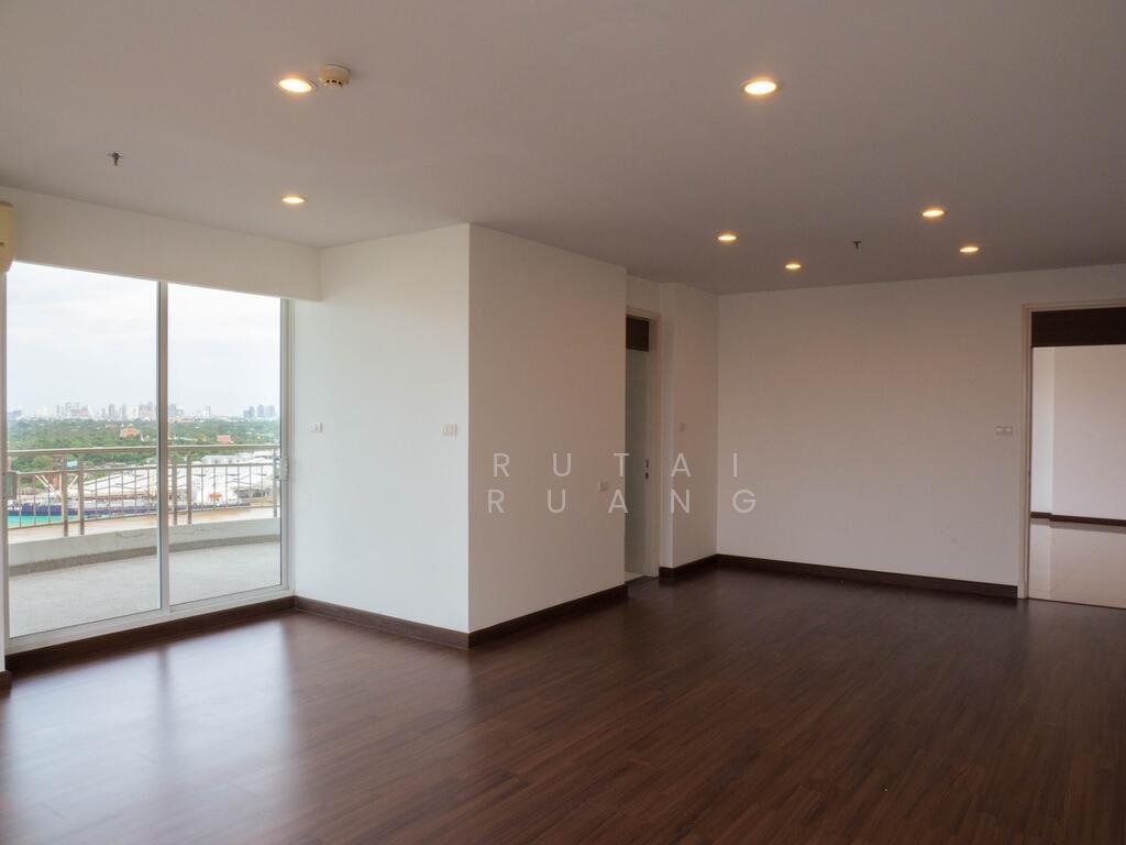 Condo in Chong Nonsi, Krung Thep Maha Nakhon, Thailand 4 - 15312200