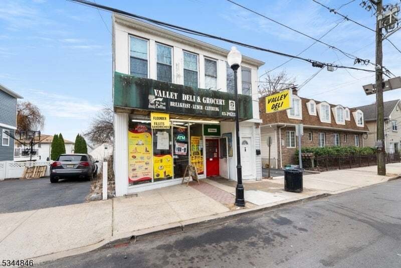 House in Clifton, New Jersey, United States 1 - 17067865