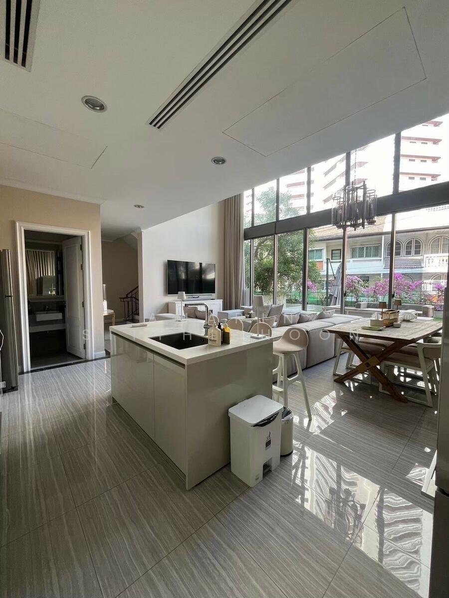 Townhouse in Bangkok, Krung Thep Maha Nakhon, Thailand 3 - 15590018