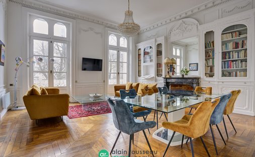 Apartment in Centre, Angers, France 1