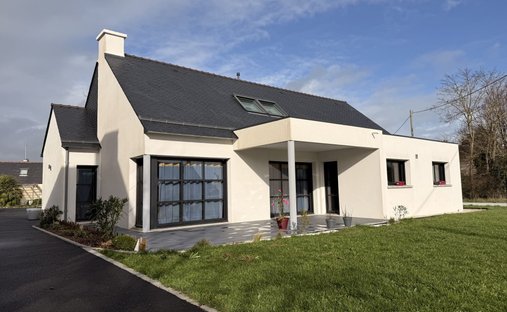 House in Plobannalec-Lesconil, Brittany, France 1