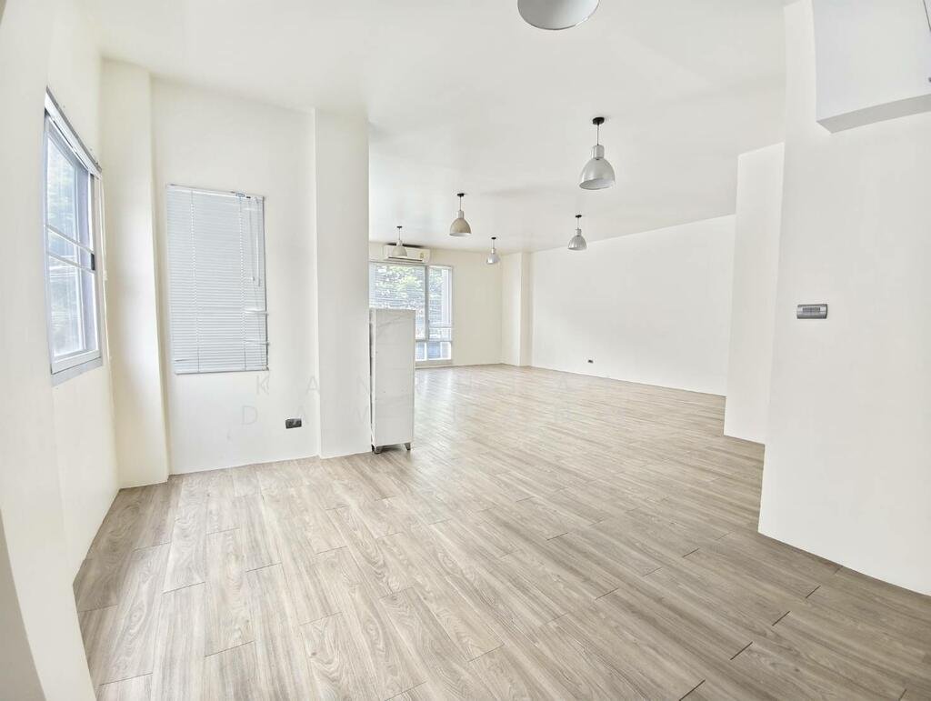 Townhouse in Bangkok, Krung Thep Maha Nakhon, Thailand 3 - 16260931