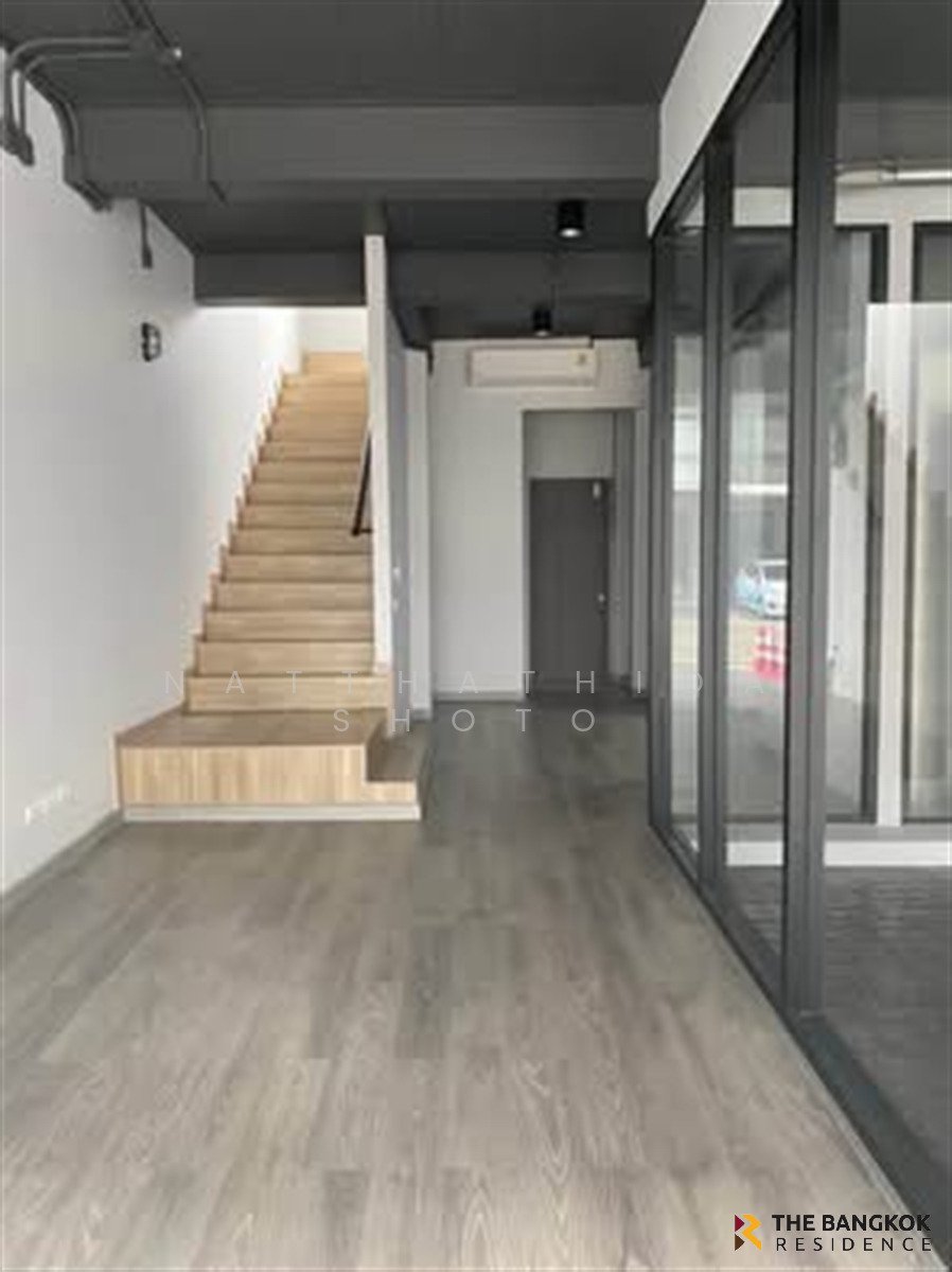 Townhouse in Suan Luang, Bangkok, Thailand 3 - 16997392