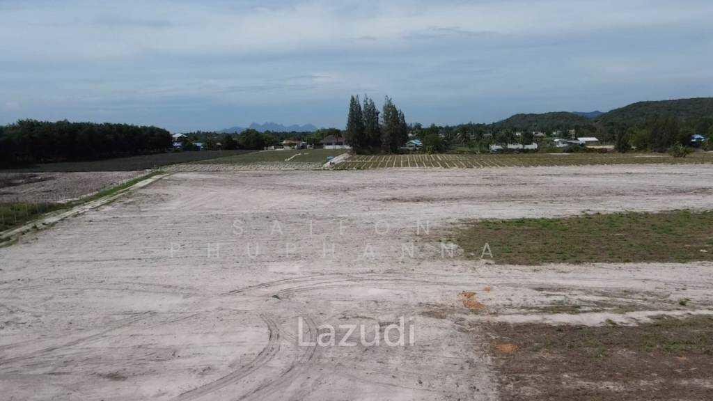 Land in Hua Hin, Prachuap Khiri Khan, Thailand 3 - 16664729