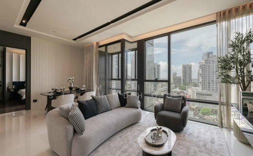 Condo in Watthana, Krung Thep Maha Nakhon, Thailand 1