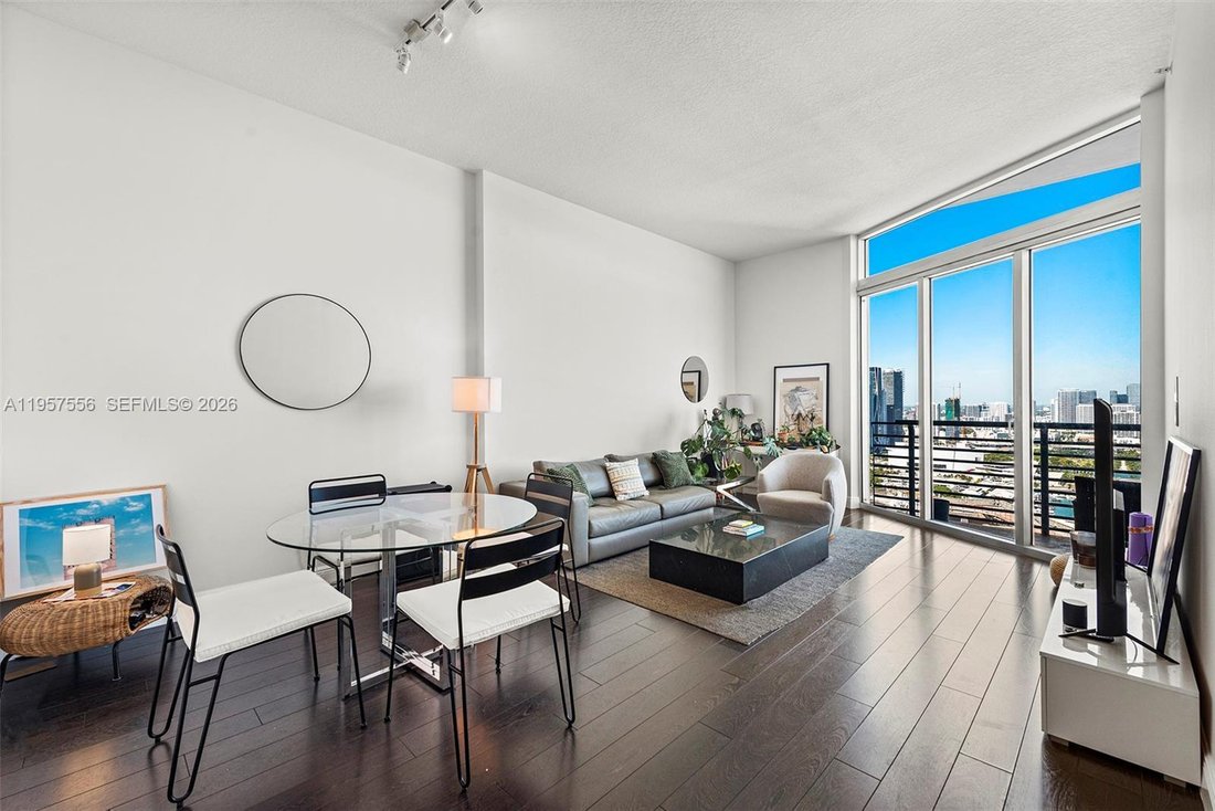 Condo in Miami, Florida, United States 4 - 17070947