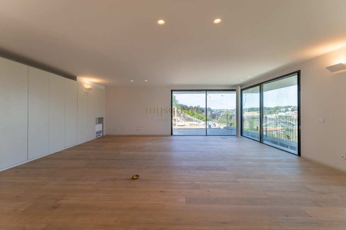 Apartment in Santa Marinha e Sao Pedro da Afurada, Porto District, Portugal 2 - 17069120
