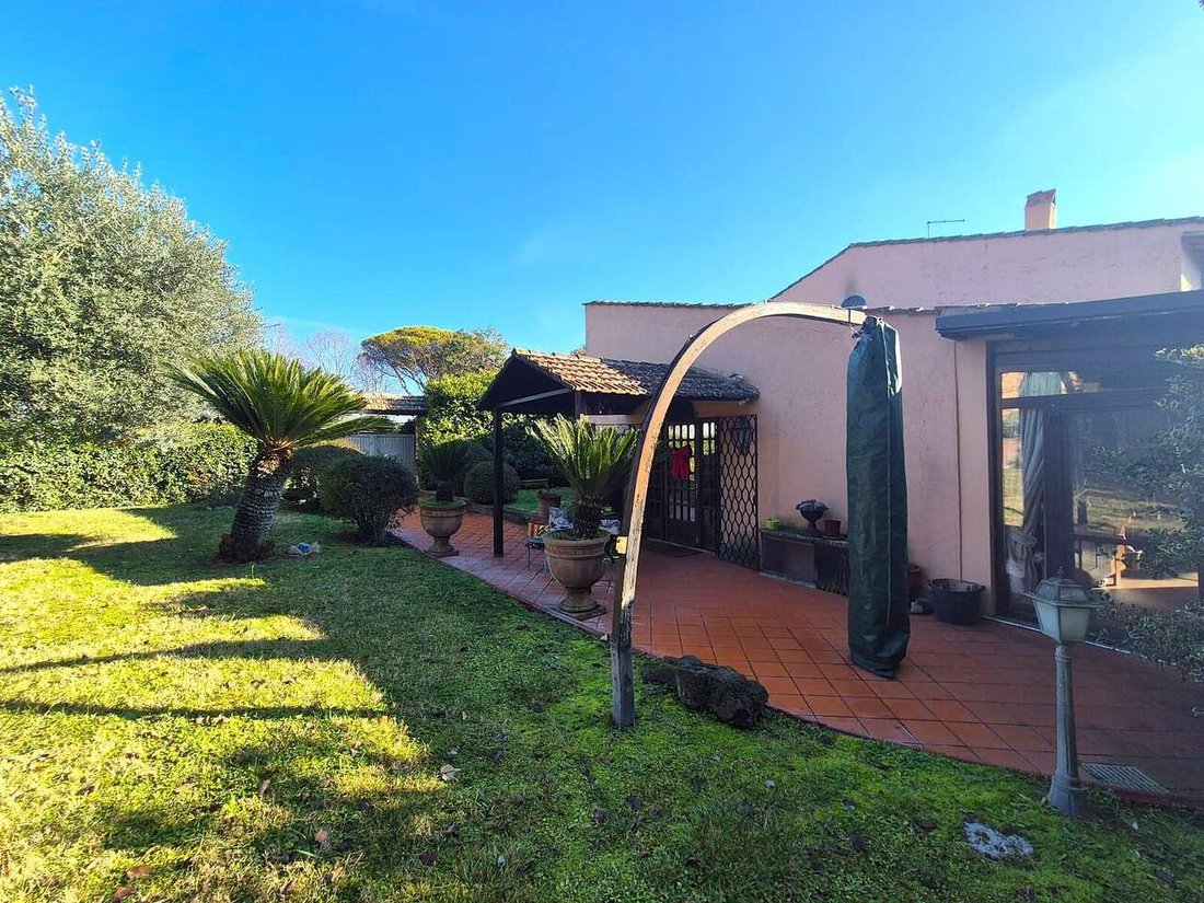 Villa in Capena, Lazio, Italy 5 - 17069607