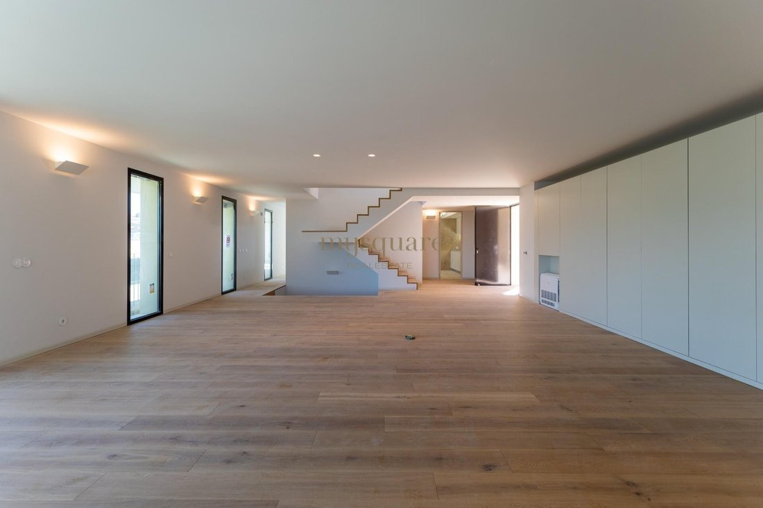 Apartment in Santa Marinha e Sao Pedro da Afurada, Porto District, Portugal 4 - 17069120