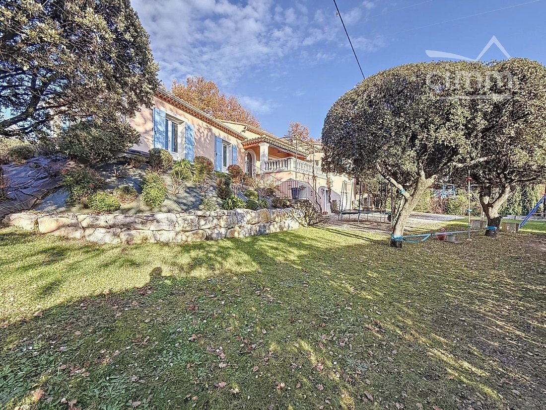 Villa in Mazan, Provence-Alpes-Côte d'Azur, France 1 - 17071101