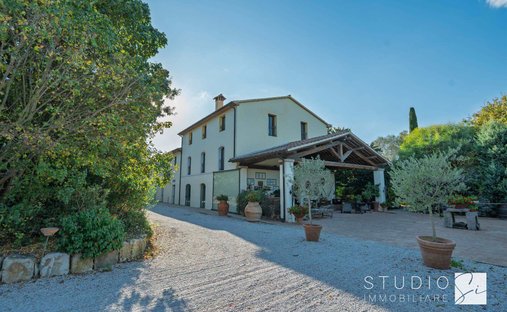 Finca en Castagneto Carducci, Toscana, Italia 1