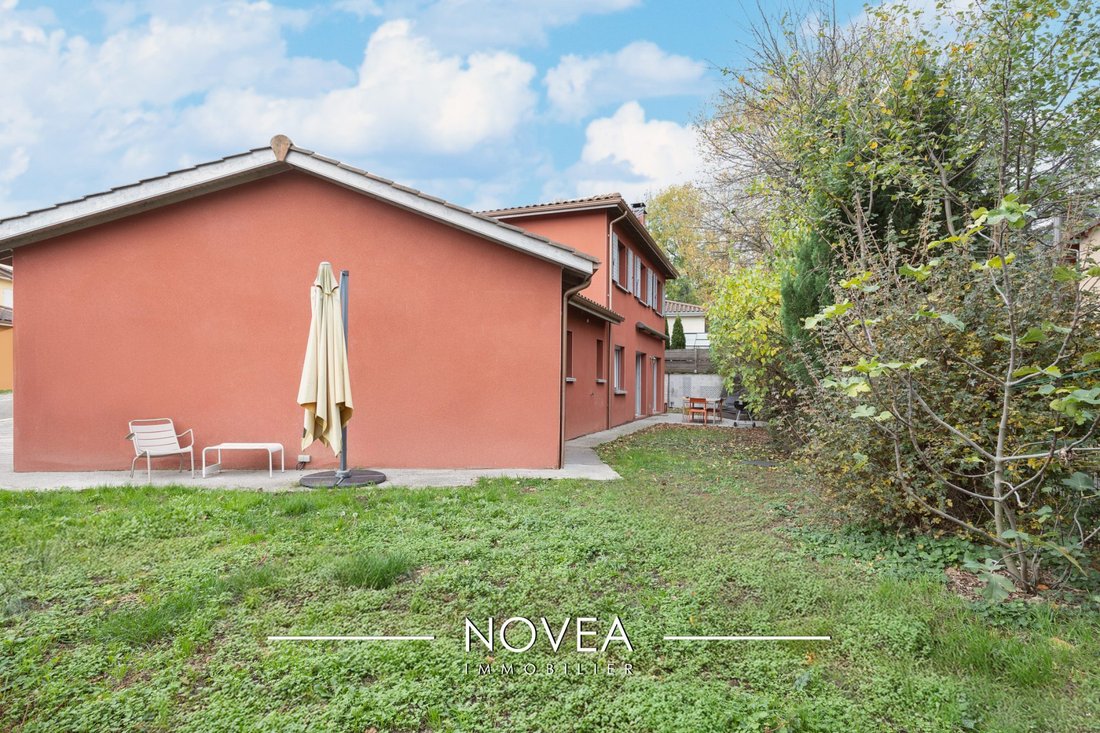 House in Francheville le Haut-Bruissin, Francheville, France 3 - 17072341