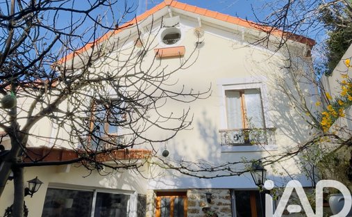 House in Les Corluis, Le Perreux-sur-Marne, France 1