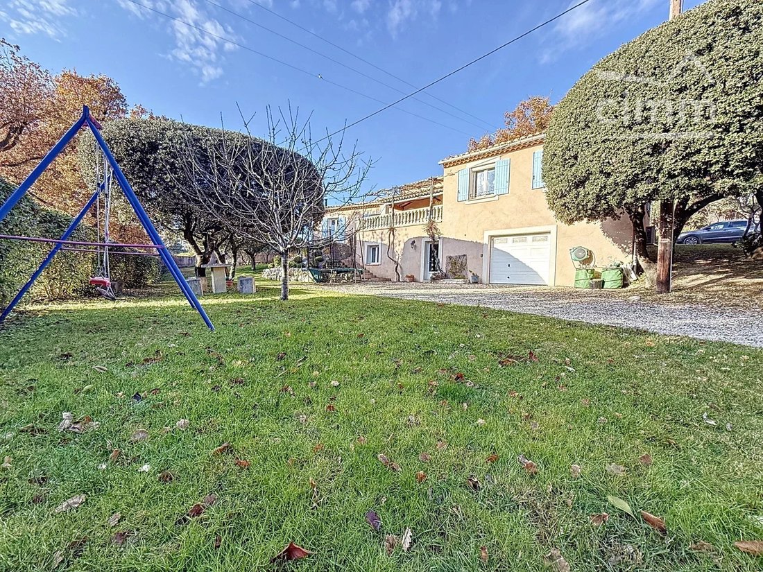 Villa in Mazan, Provence-Alpes-Côte d'Azur, France 5 - 17071101