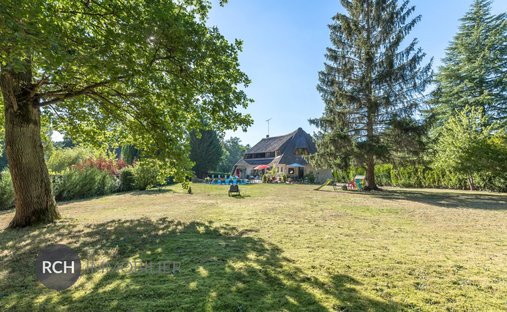House in Montfort-l'Amaury, Ile-de-France, France 1