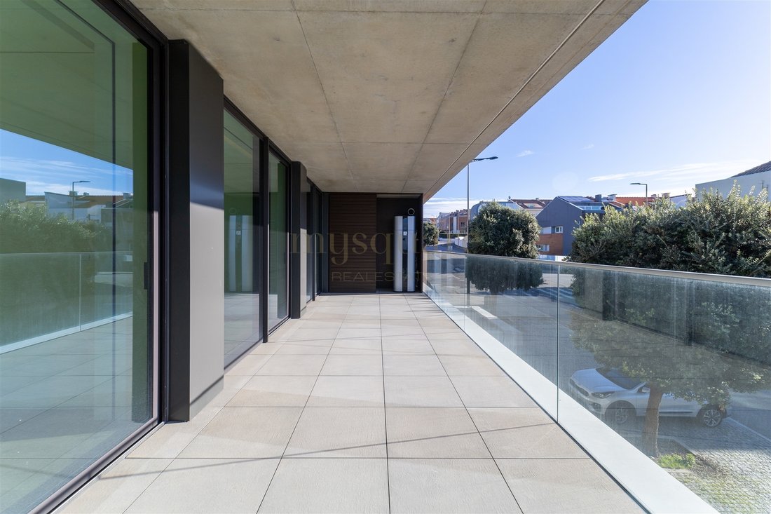 Apartment in Canidelo, Porto District, Portugal 1 - 17069094