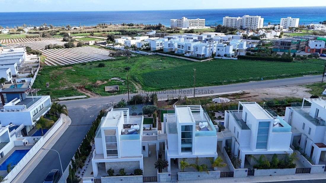 Villa in Paralimni, Bezirk Famagusta, Zypern 1 - 16712764