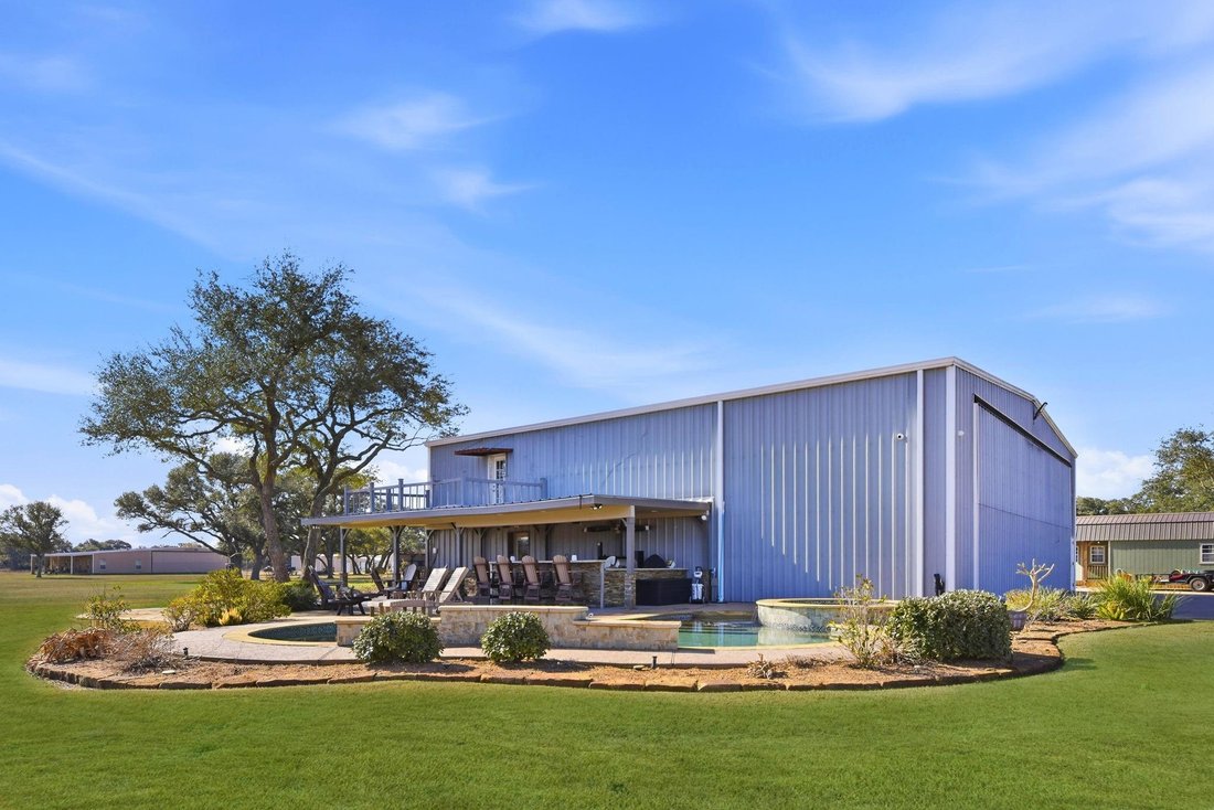 House in Louise, Texas, United States 4 - 17068048