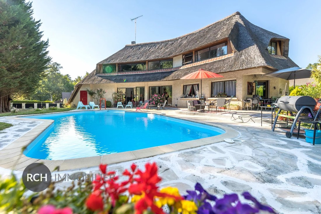 House in Montfort-l'Amaury, Ile-de-France, France 4 - 17071082