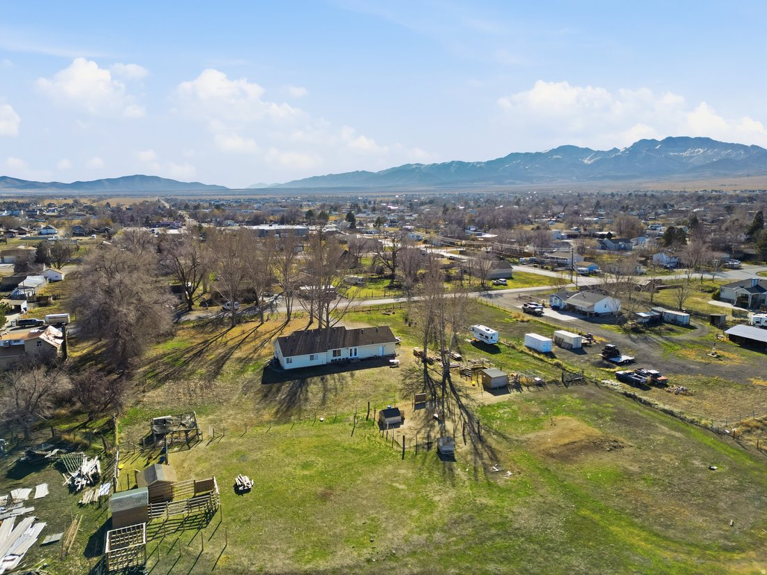 House in Grantsville, Utah, United States 1 - 16877026