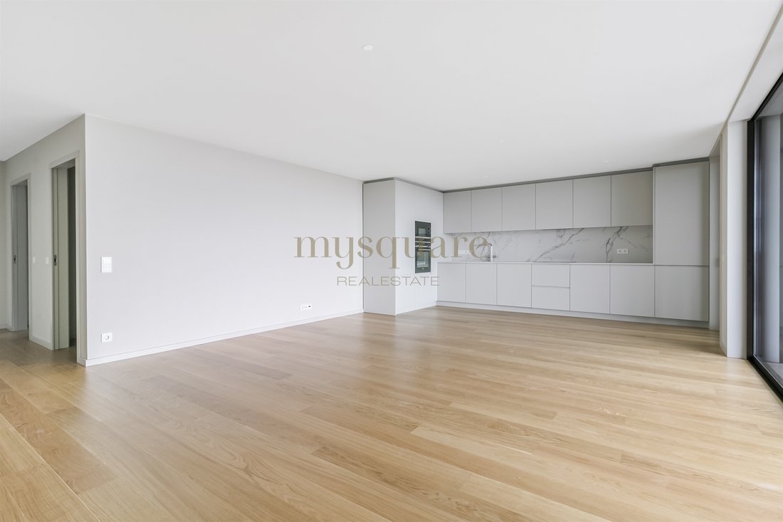 Apartment in Santa Marinha e Sao Pedro da Afurada, Porto District, Portugal 2 - 17069130