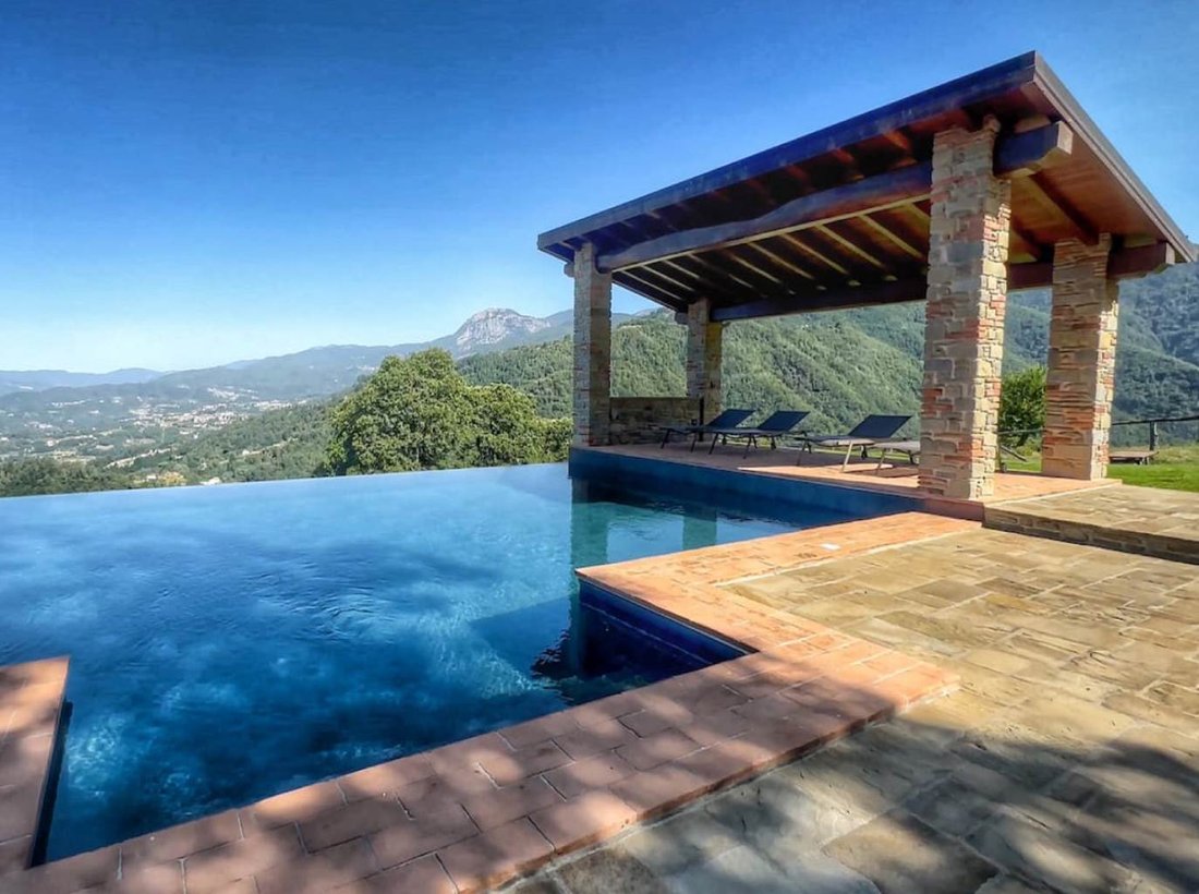 Country House in Pieve Fosciana, Tuscany, Italy 2 - 17070727
