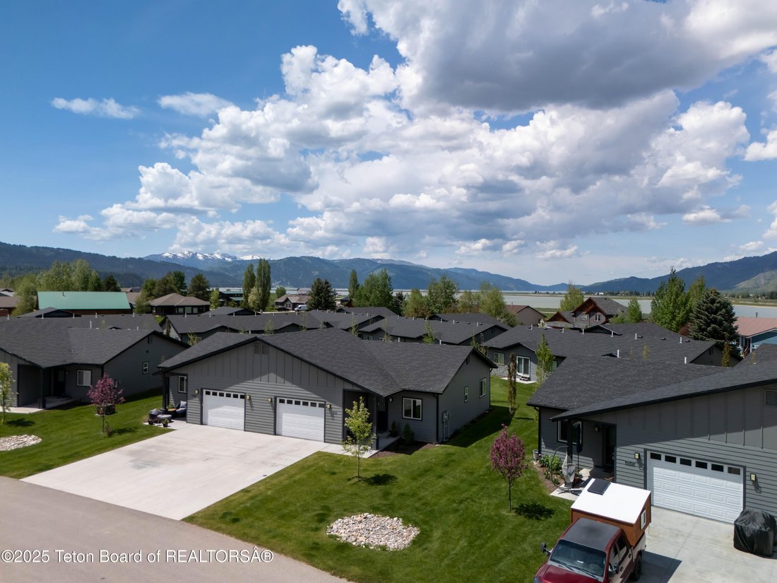 House in Alpine, Wyoming, United States 5 - 17070928