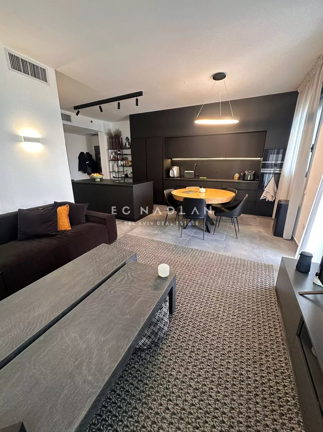 Apartment in Tel Aviv-Yafo, Tel Aviv District, Israel 2 - 17071290