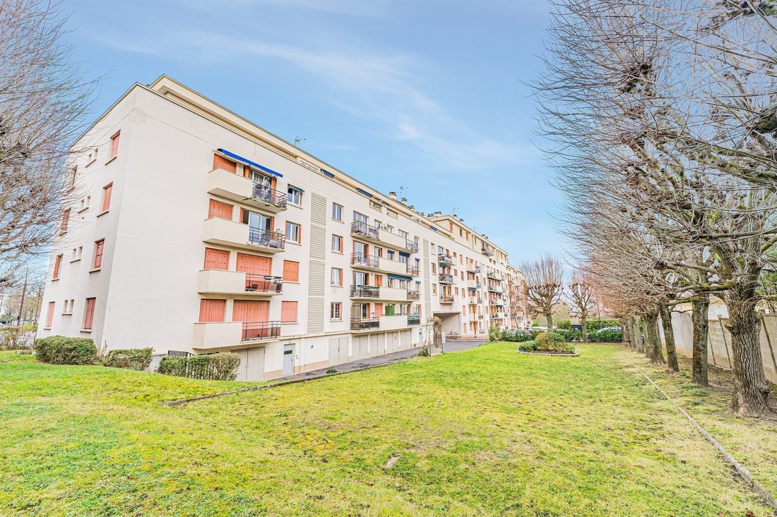 Appartamento a Saint-Cloud, Île-de-France, Francia 1 - 17072308