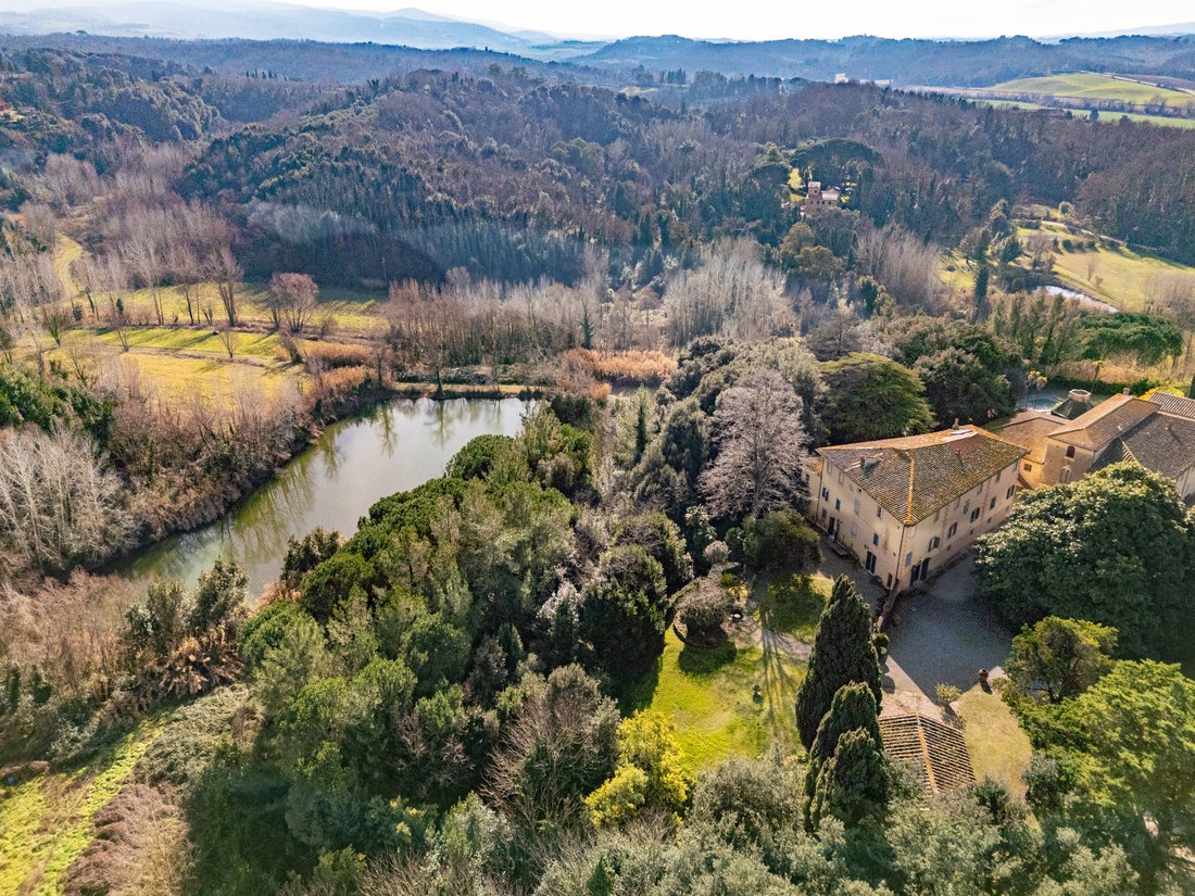 Villa in Crespina, Tuscany, Italy 4 - 17068170