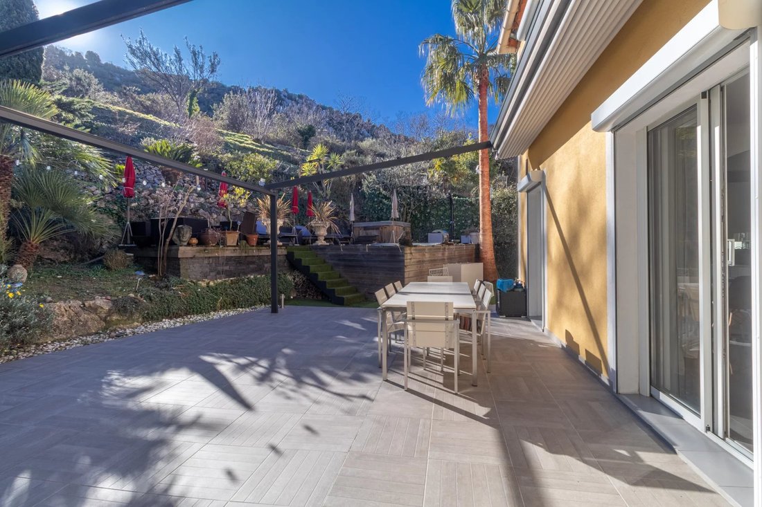Villa in Èze, Provence-Alpes-Côte d'Azur, France 4 - 17071145