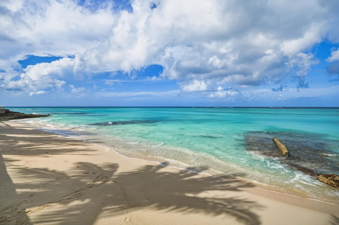 Condo in Nassau, New Providence, The Bahamas 2 - 17071913