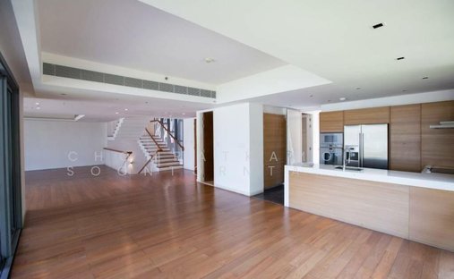 Condo in Bang Phong Phang, Krung Thep Maha Nakhon, Thailand 1