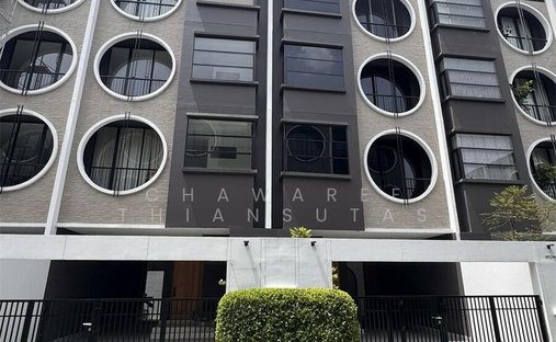 Townhouse in Lat Phrao, Bangkok, Thailand 1
