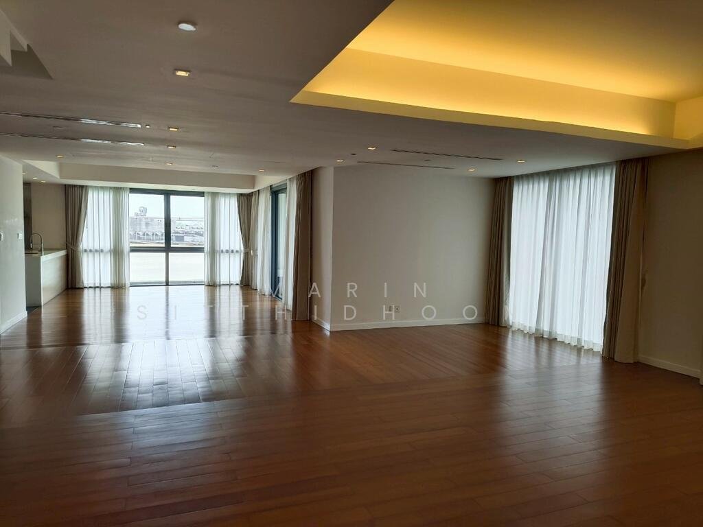 Condo in Bang Phong Phang, Krung Thep Maha Nakhon, Thailand 1 - 16476821
