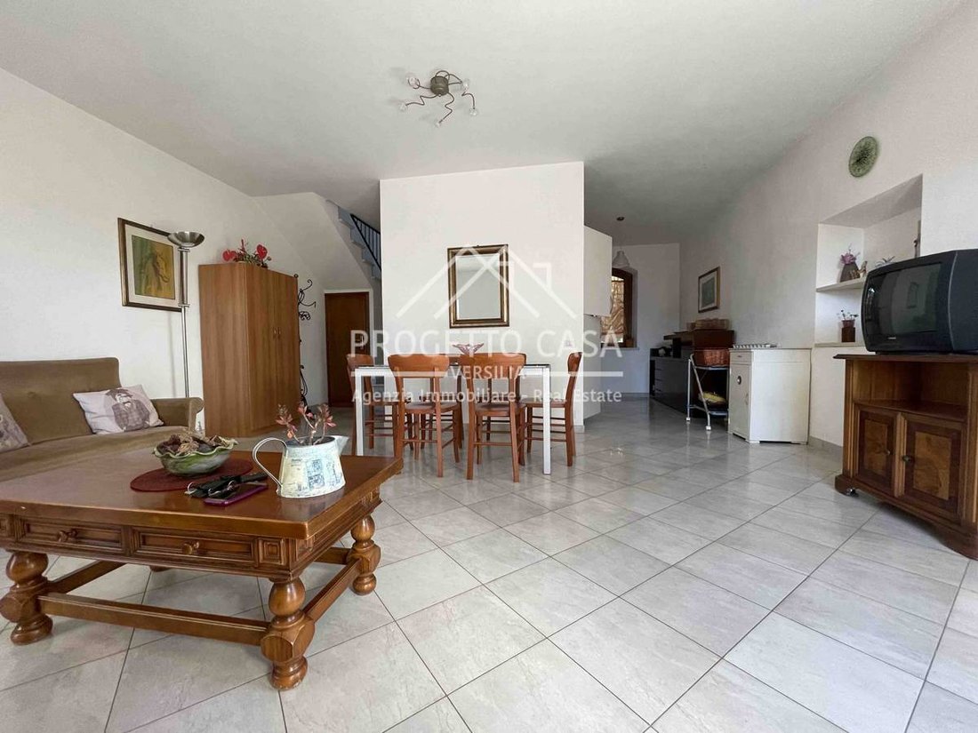 House in Motrone, Pietrasanta, Italy 4 - 17072041