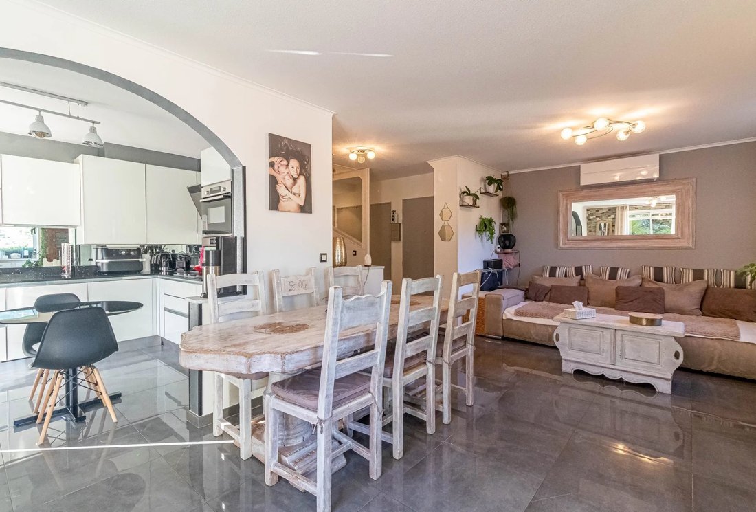 Villa in Èze, Provence-Alpes-Côte d'Azur, France 5 - 17071145