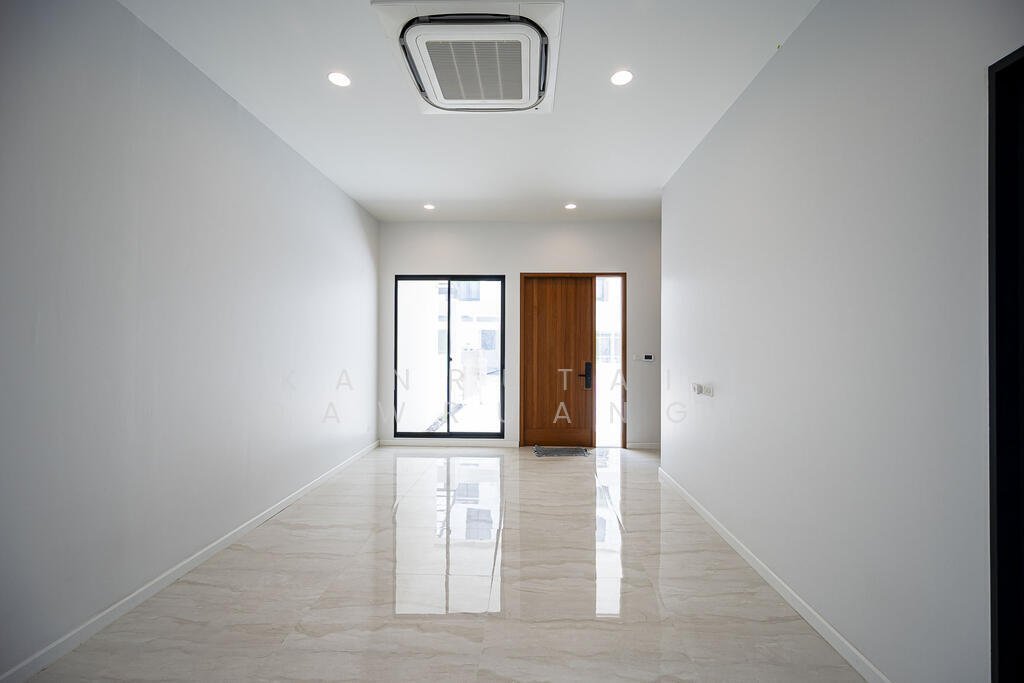 Townhouse in Ban Pong, Ratchaburi, Thailand 5 - 15514213