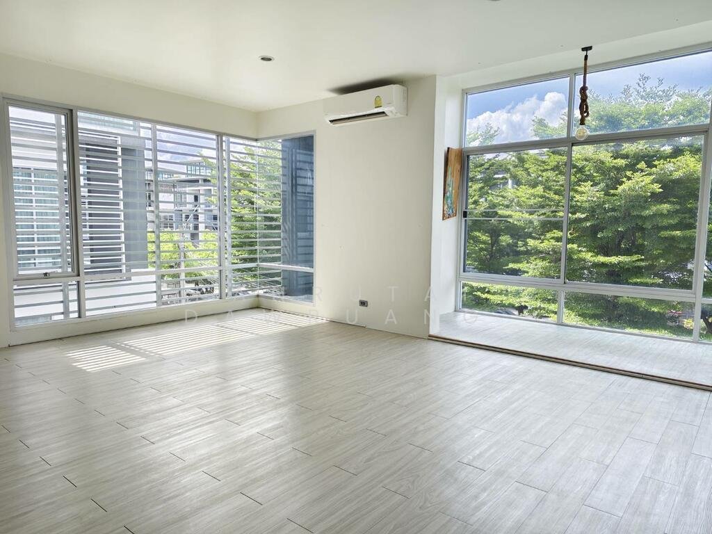 Townhouse in Bangkok, Krung Thep Maha Nakhon, Thailand 4 - 16260931