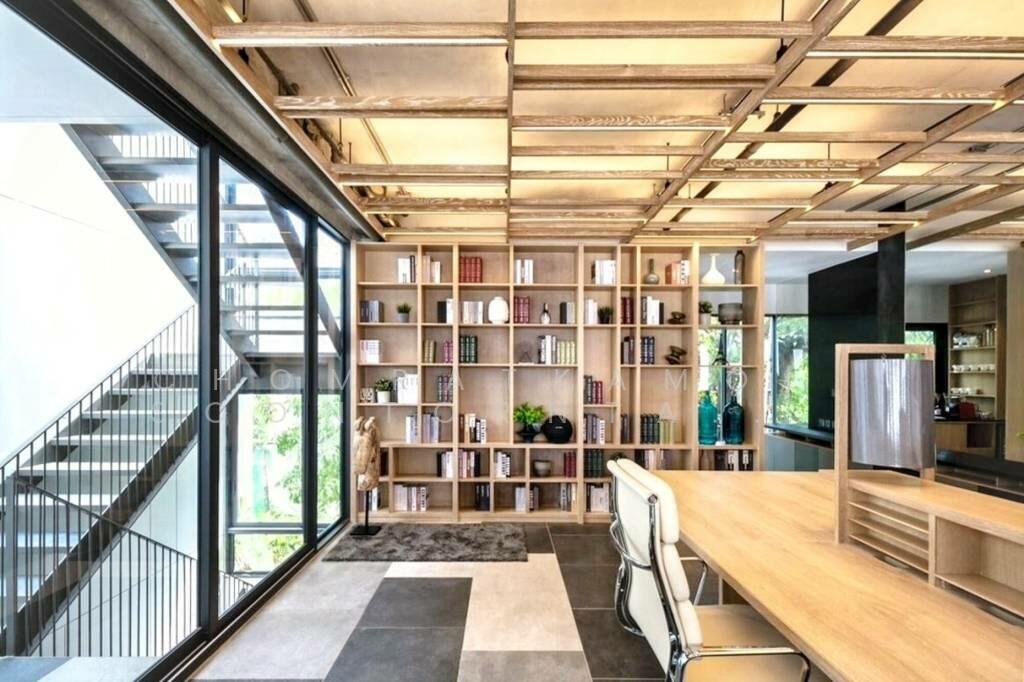 Townhouse in Chan Kasem, Bangkok, Thailand 4 - 16169141
