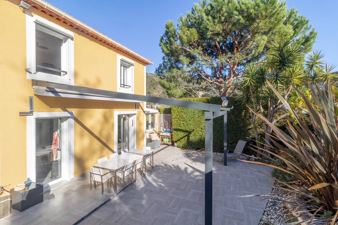 Villa in Èze, Provence-Alpes-Côte d'Azur, France 2 - 17071145
