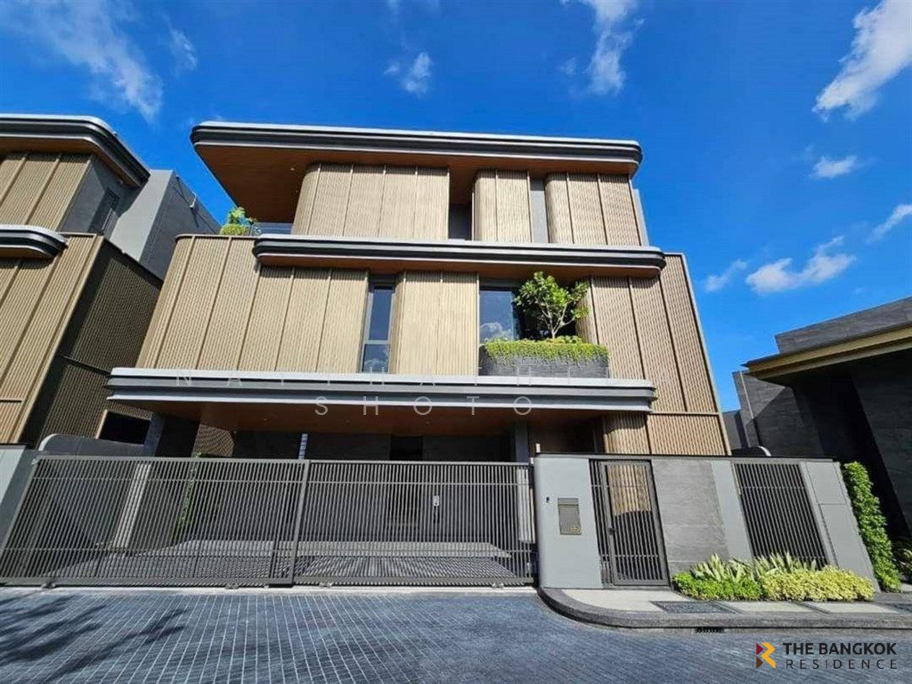House in Bangkok, Krung Thep Maha Nakhon, Thailand 1 - 16797010