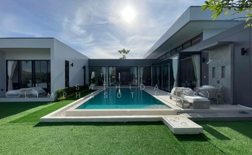 Villa in Pattaya City, Chon Buri, Thailand 1