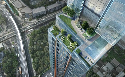 Condo in Thanon Phaya Thai, Bangkok, Thailand 1